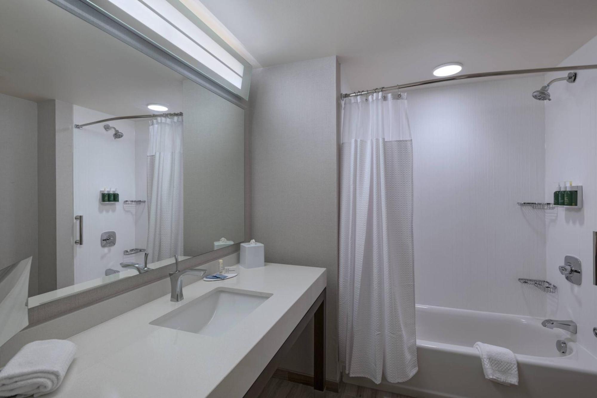 Courtyard St. Louis Brentwood Hotel Richmond Heights Екстериор снимка