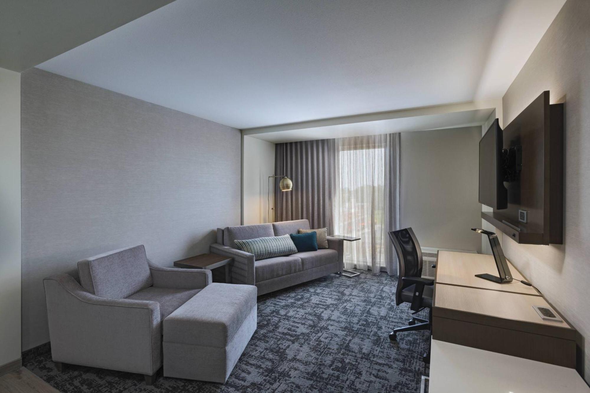 Courtyard St. Louis Brentwood Hotel Richmond Heights Екстериор снимка
