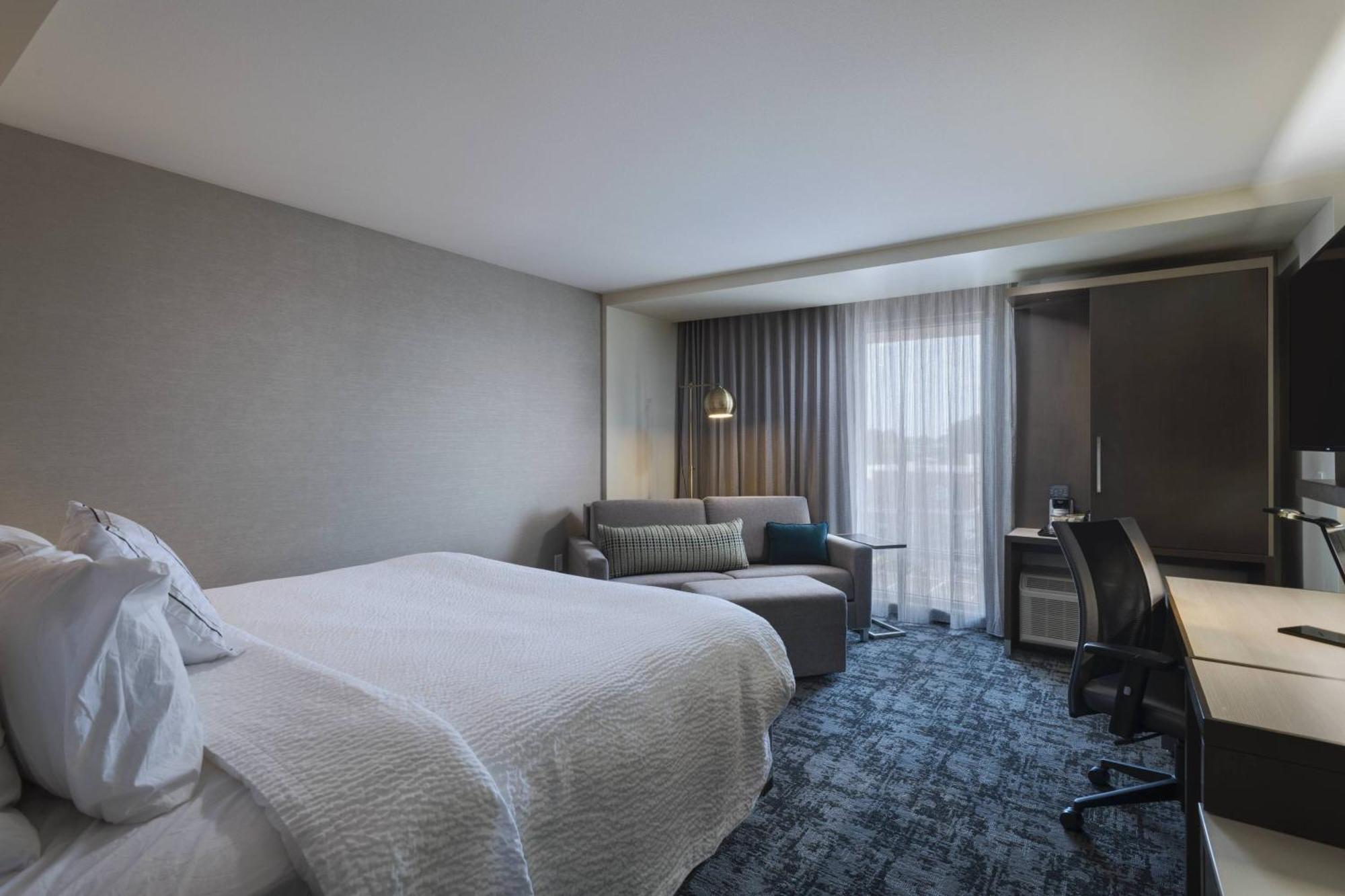 Courtyard St. Louis Brentwood Hotel Richmond Heights Екстериор снимка